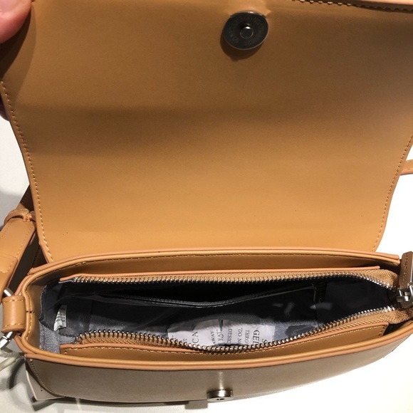 EUC Crossbody bag, vegan material - Picture 2 of 8